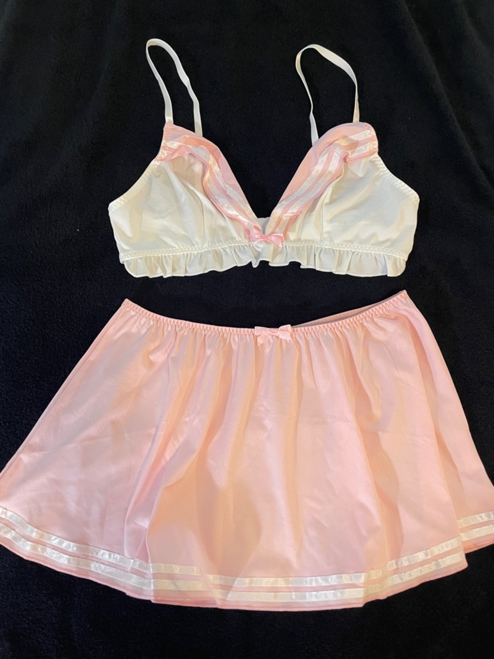 Delicate Pink Satin Two-Piece Sleep Set sexy lingerie